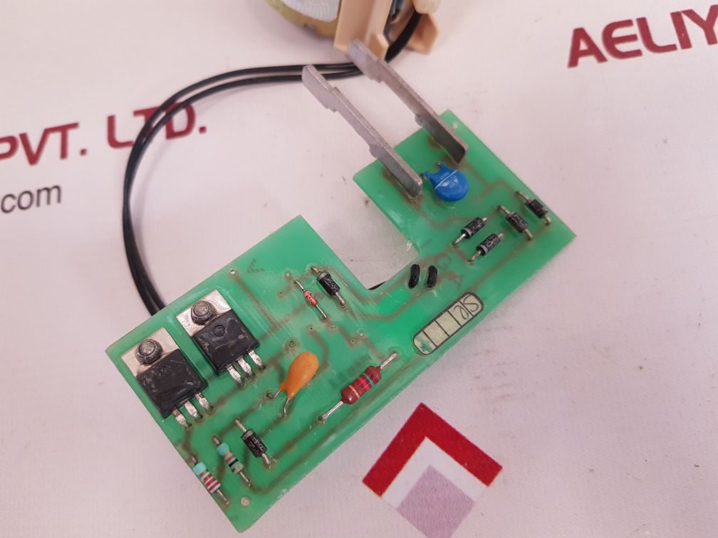 Merlin gerin 685 675 circuit breaker closing coils 24v-dc-20va