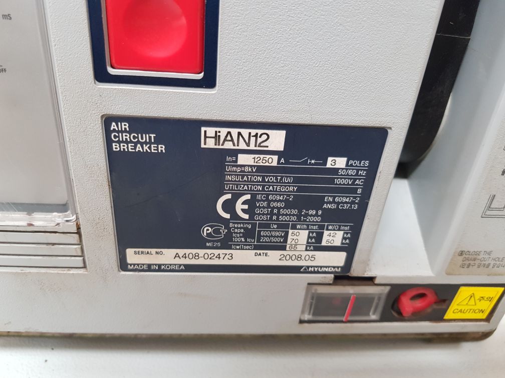 Hyundai hian12 3-pole air circuit breaker
