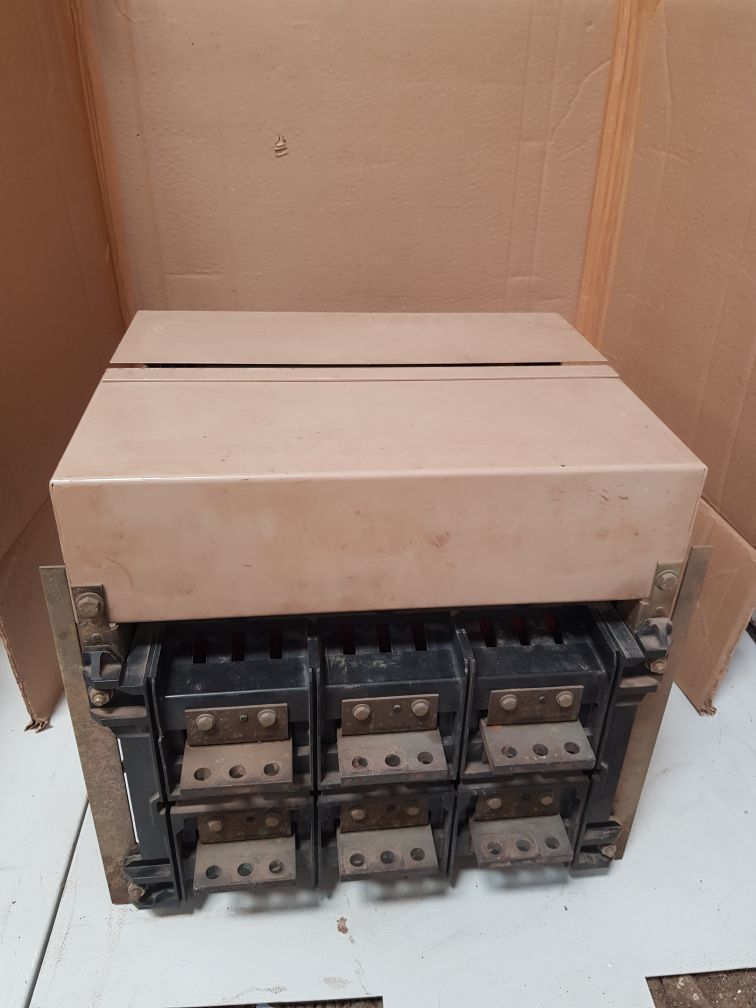 Merlin gerin masterpact m12 h1 circuit breaker