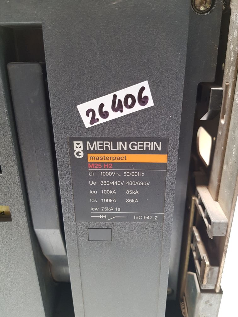 Merlin gerin masterpact m25 h2 circuit breaker str 38 u