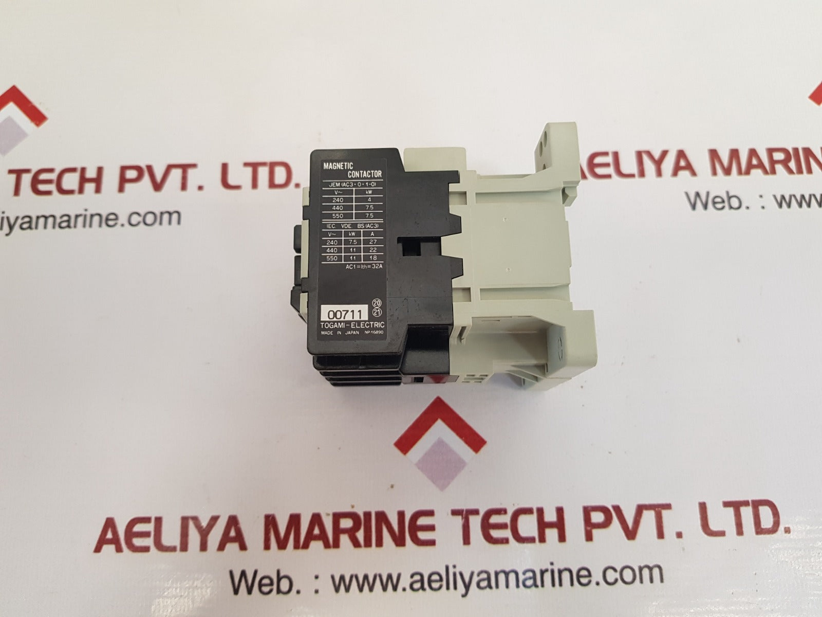 Togami pak-21j magnetic contactor np-16890 coil voltage
