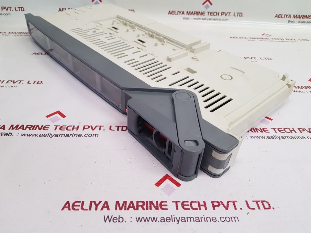 Abb xr00 cable shroud xrm100bs