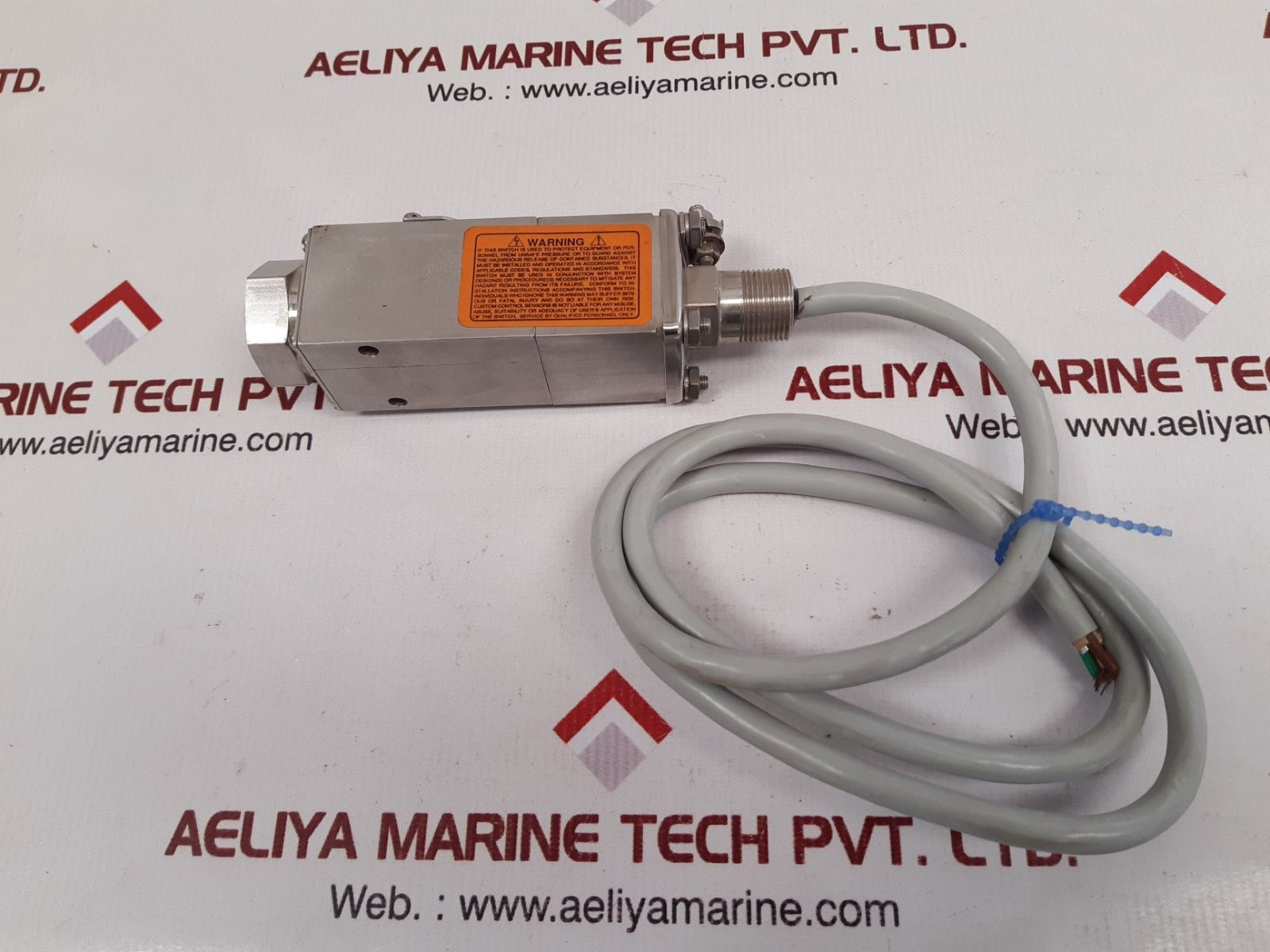 Custom Control Sensors 6905Gze12-7042 Series Pressure Switch New