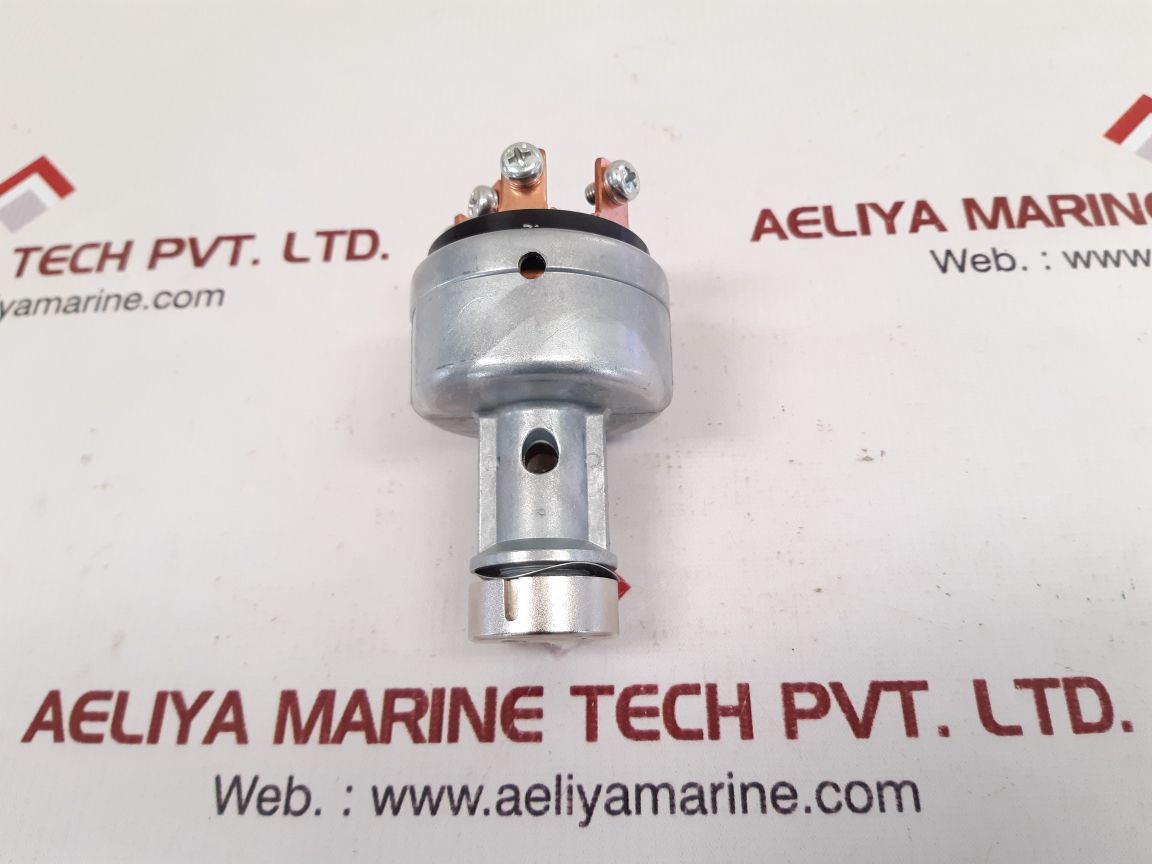 Daihatsu Diesel M700101110Z Starter Switch & Key Set
