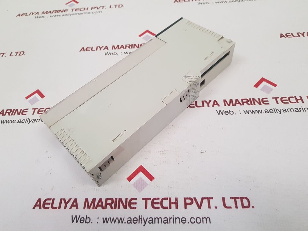 Telemecanique/Schneider modicon 140 ddi 353 00 discrete dc input module pv: 01