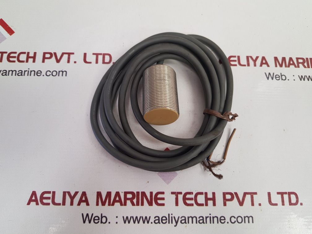 Omron Tl-x10B1-ge Proximity Sensor