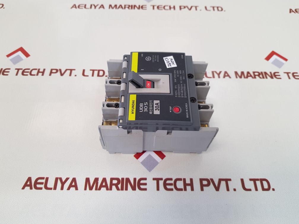 Hyundai udb 30 s molded case circuit breaker 30a