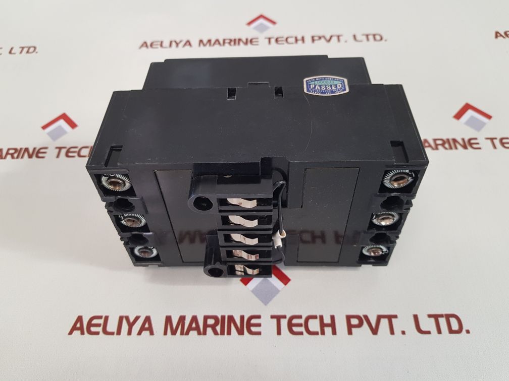Hyundai hbh-103 molded case circuit breaker 20a