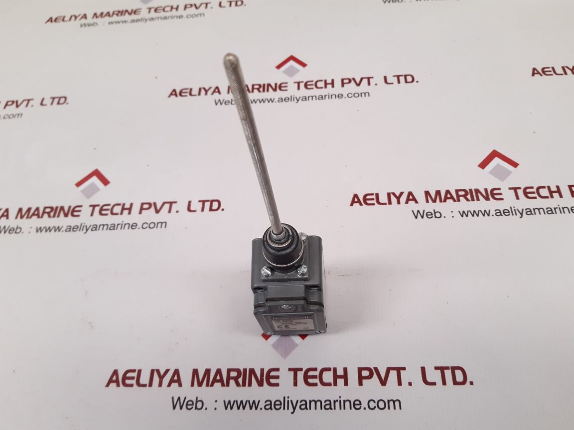 Honeywell 8ls1-4c limit switch New