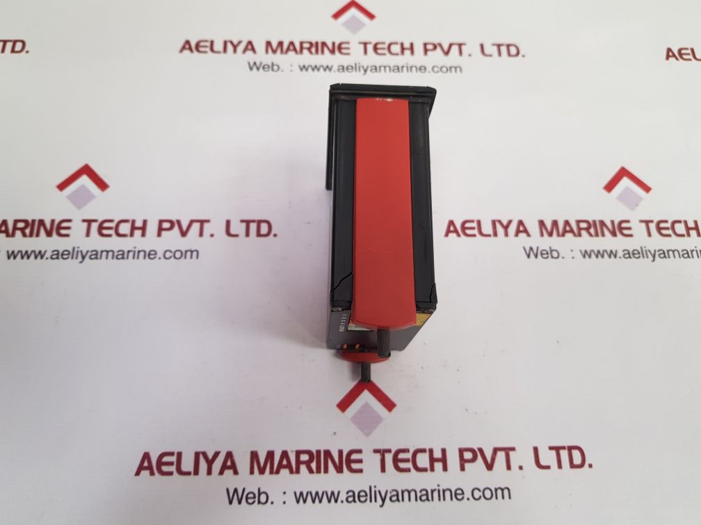 Pr electronics 5515 a2b2 lcd/led programmable indicator