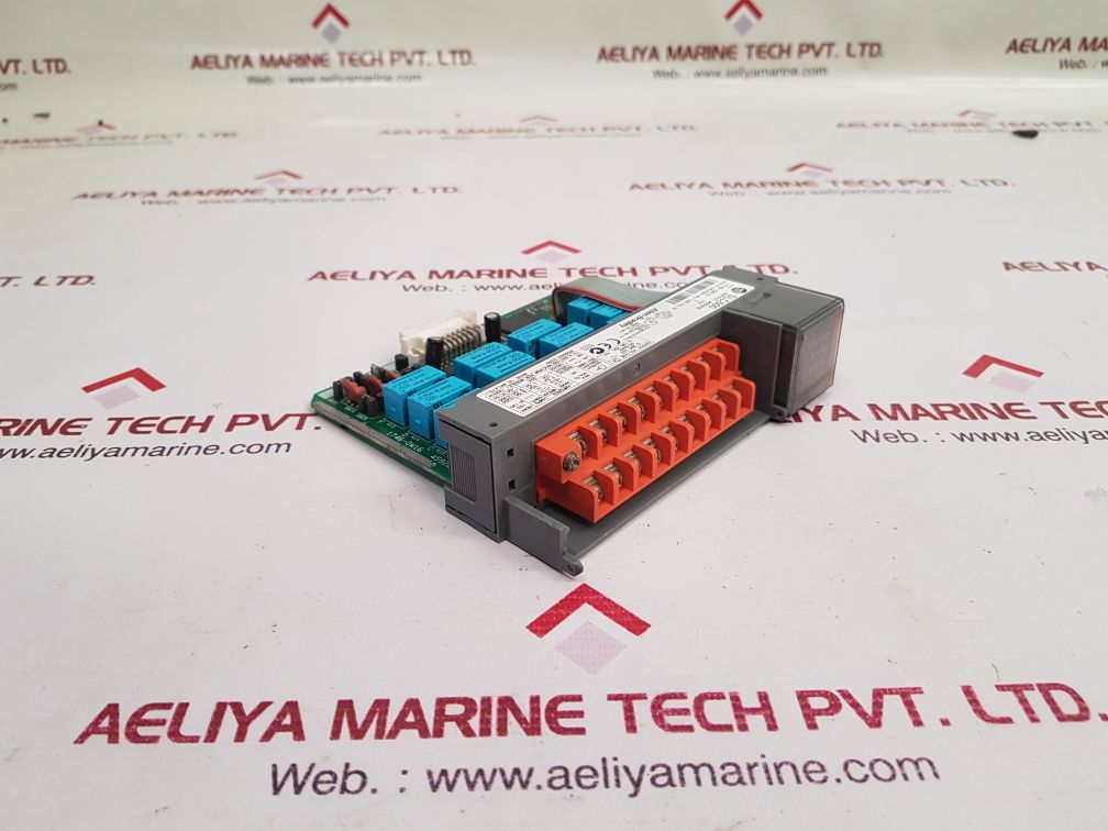 Allen-bradley 1746-ow16 Ser.C Slc 500 Output Module Used