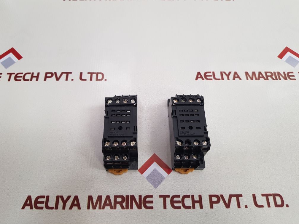 Set Of 7X Omron Pyf14A-e Relay Base Socket 5A 250Vac ~