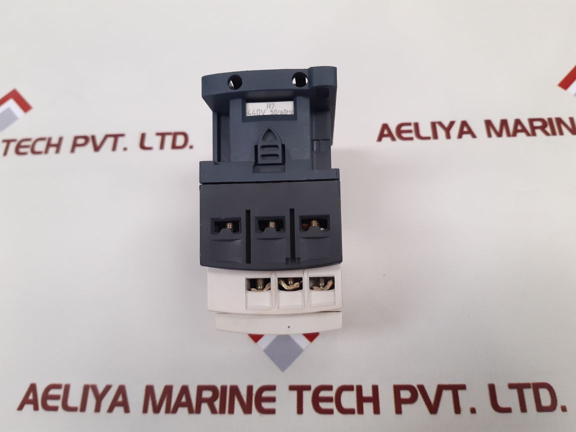 Telemecanique Lc1D09 Contactor 440V 50/60Hz