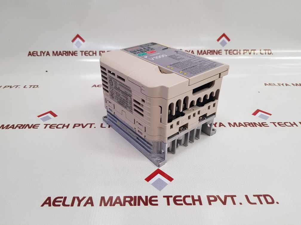 Yaskawa V1000 Inverter Ac Drive Cimr-vc4A0002Baa