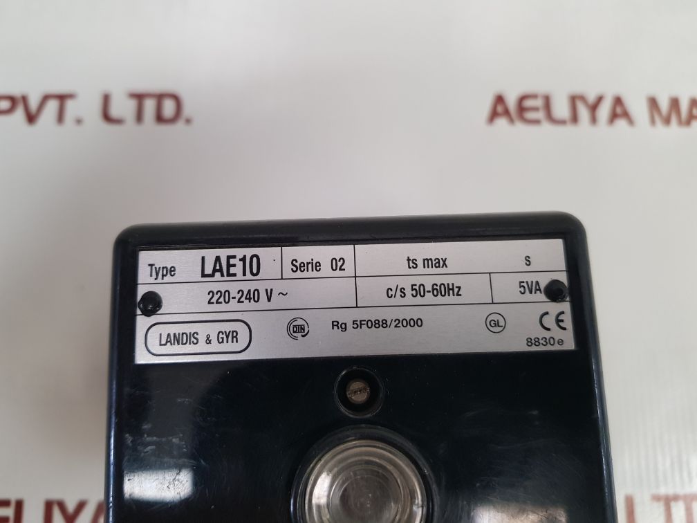 Landis & Gyr Lae10 Burner Controller Series: 02 Used One