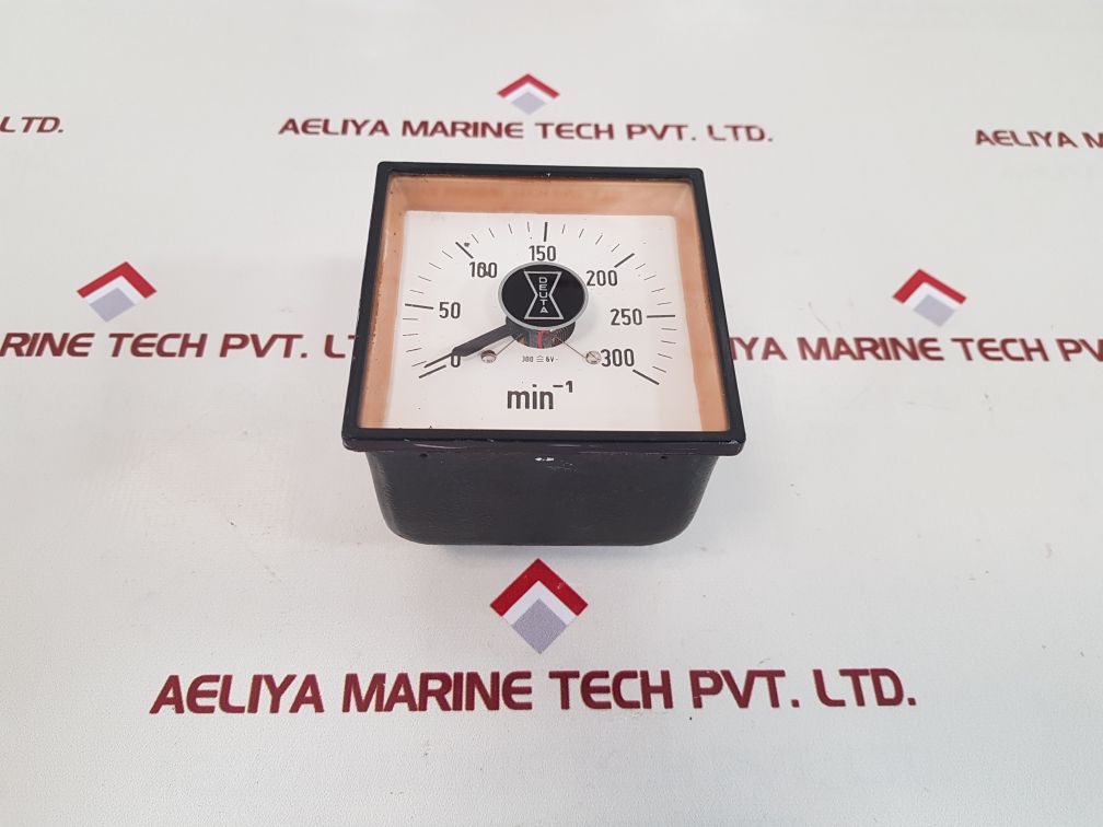 Deuta eqb 9/4 b tachometer gauge