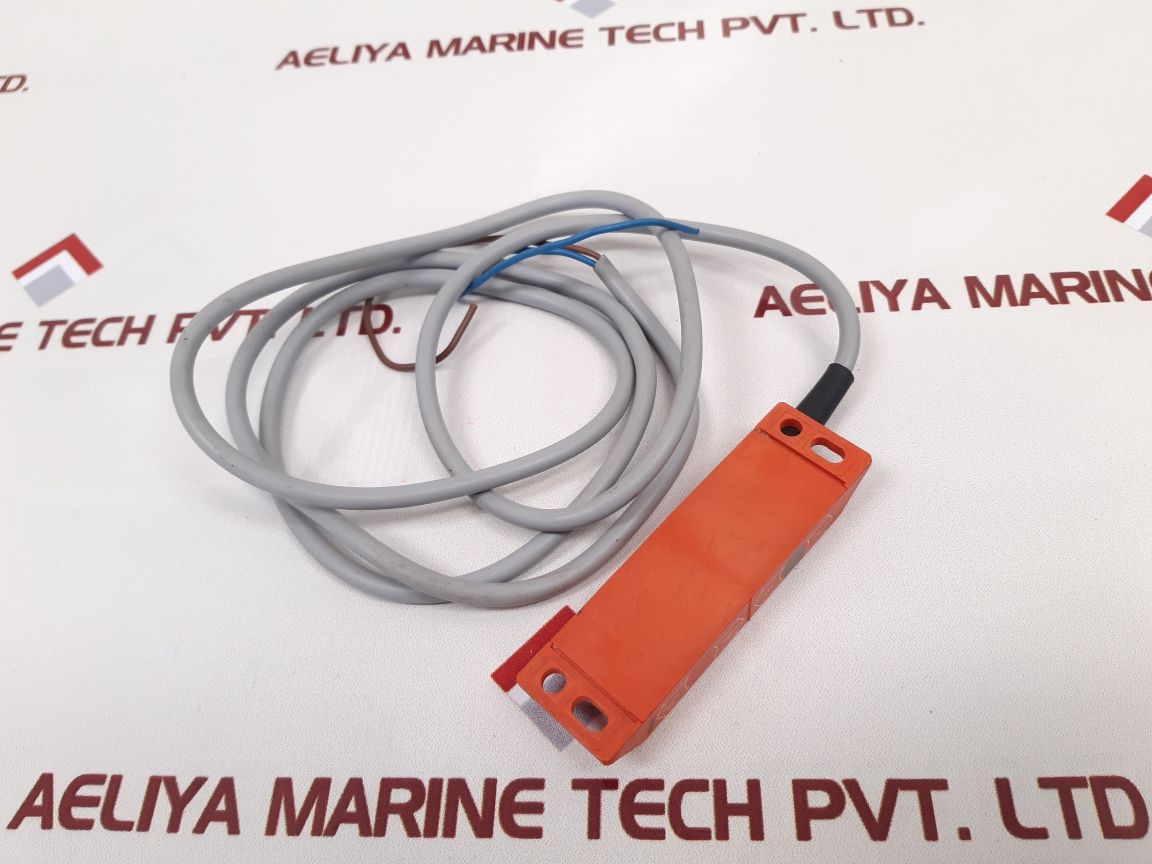 Schmersal Bn 33-rz Magnetic Sensor