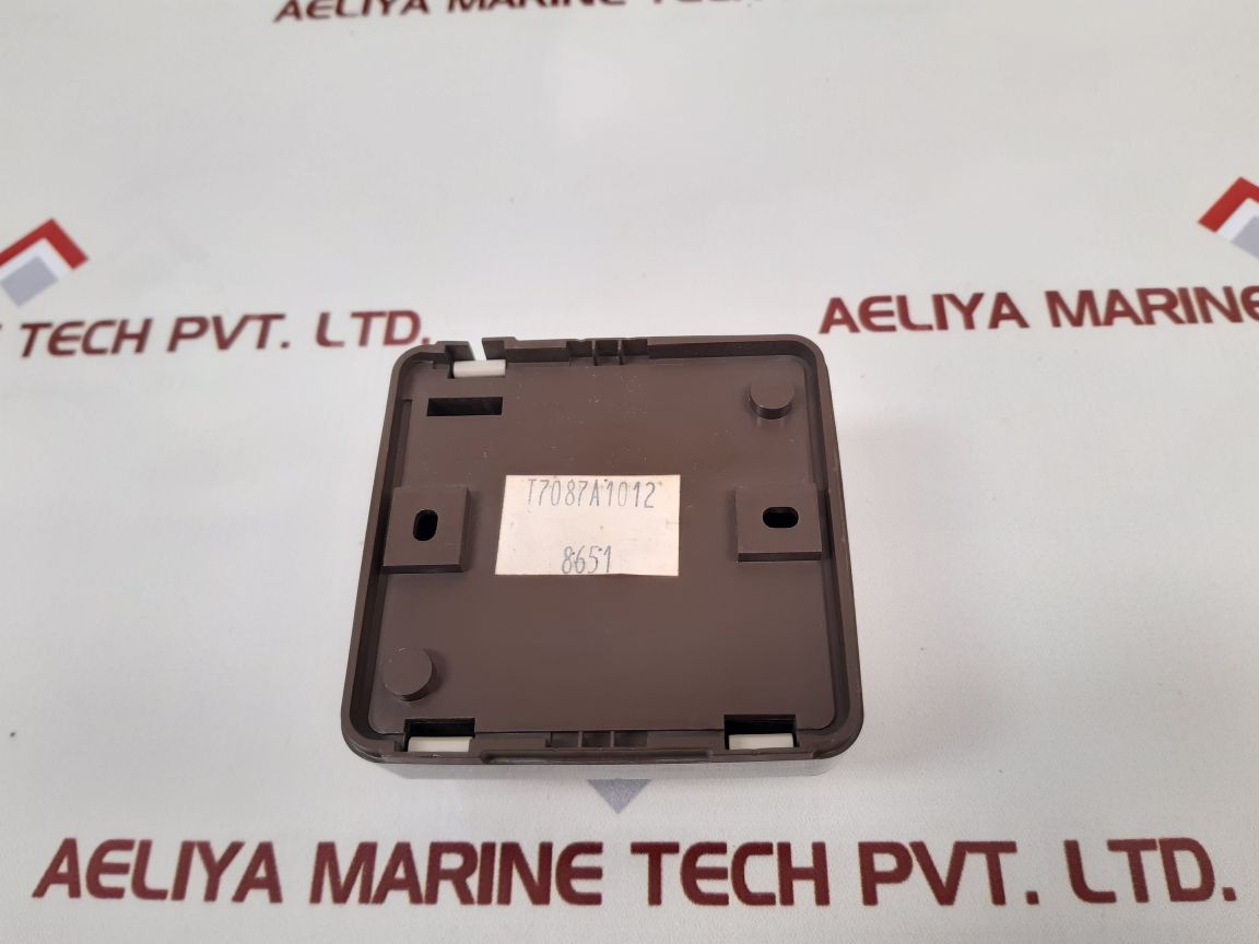 Honeywell T7087A1012 Thermostat