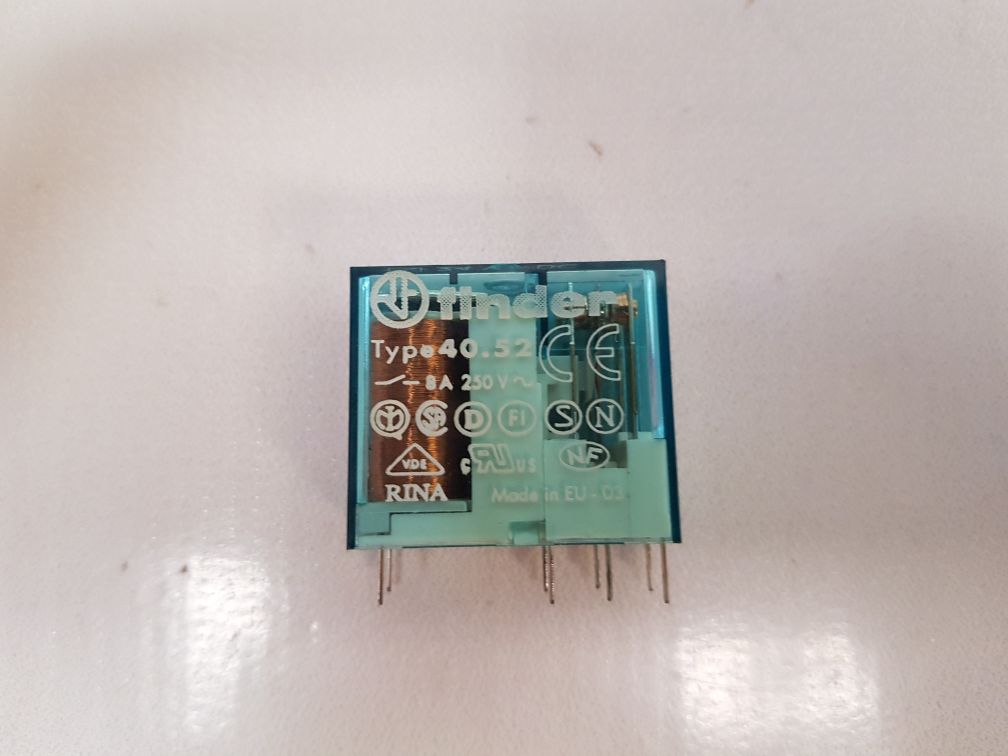 Finder 40.52 Relay With 95.95.3 Base