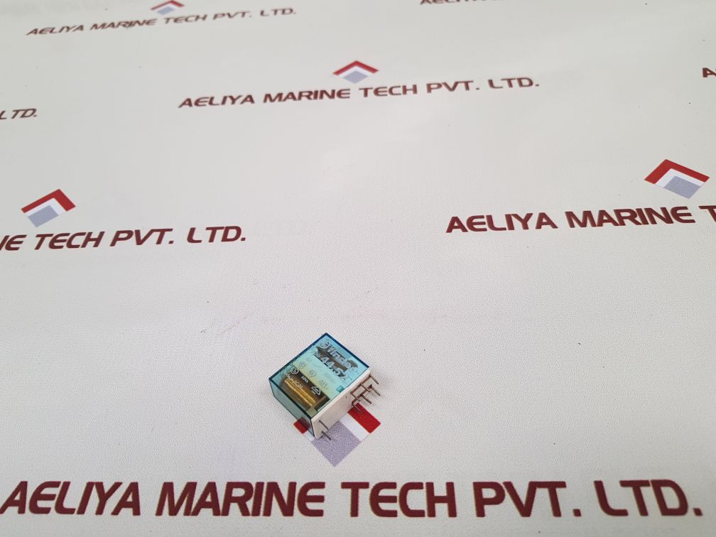 Finder 44.52 Relay Socket 6A 250V~