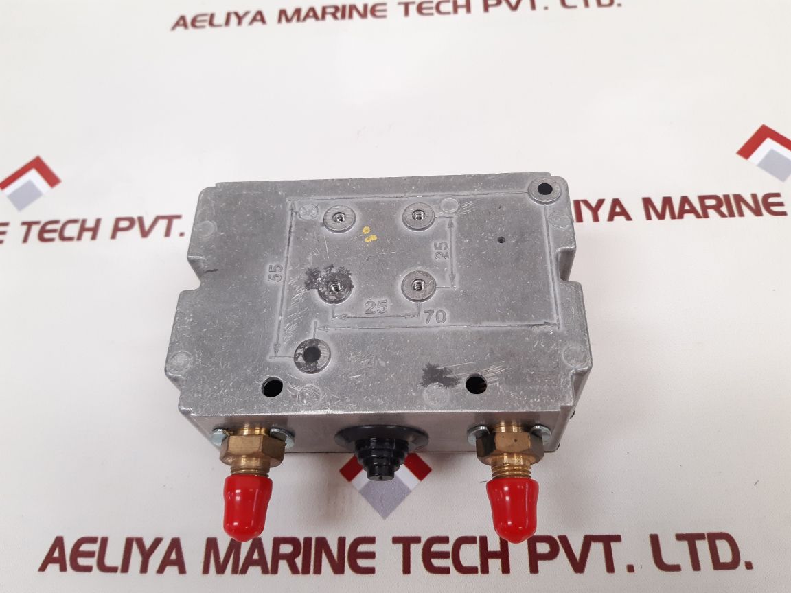 Johnson Controls P78Lca-9300 Pressure Control New