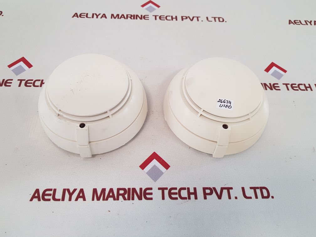 Siemens Cerberus do1152a optical smoke detector 486705gc