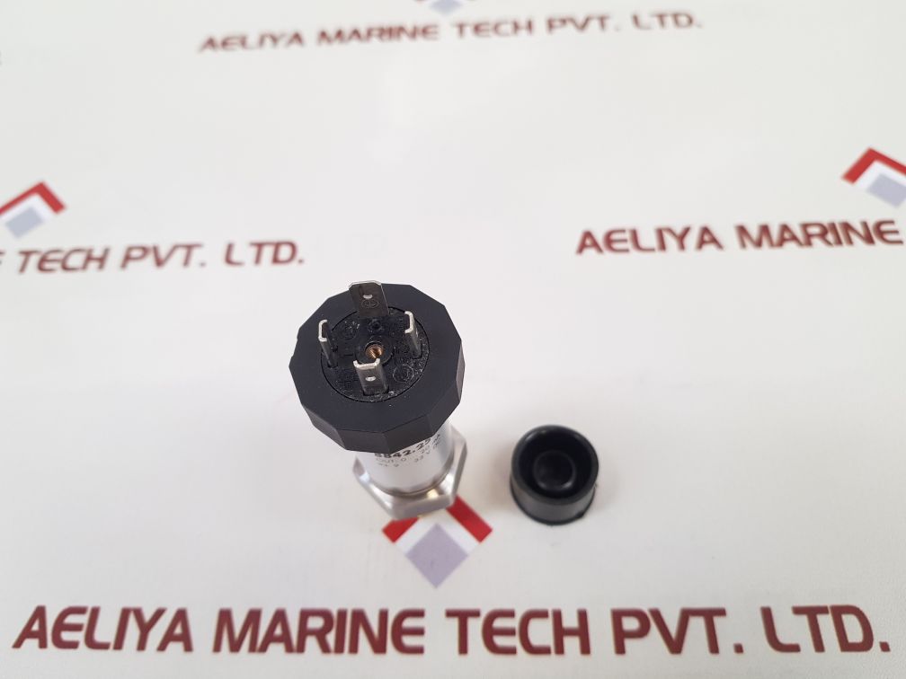 Trafag 8842.25 Pressure Transmitter