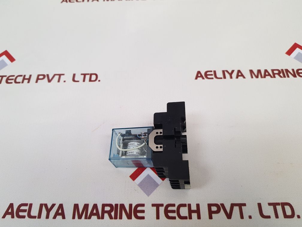 Omron My2J Relay With Sy4S-05 Base