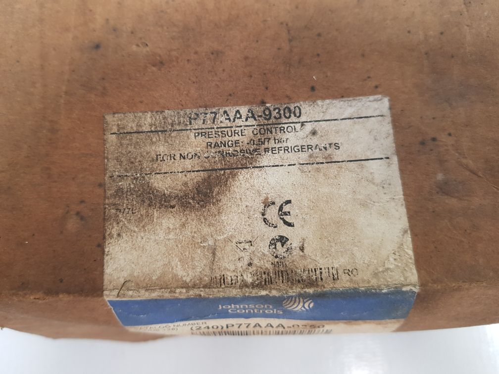 Johnson Controls Penn P77Aaa-9300 Pressure Control Switch