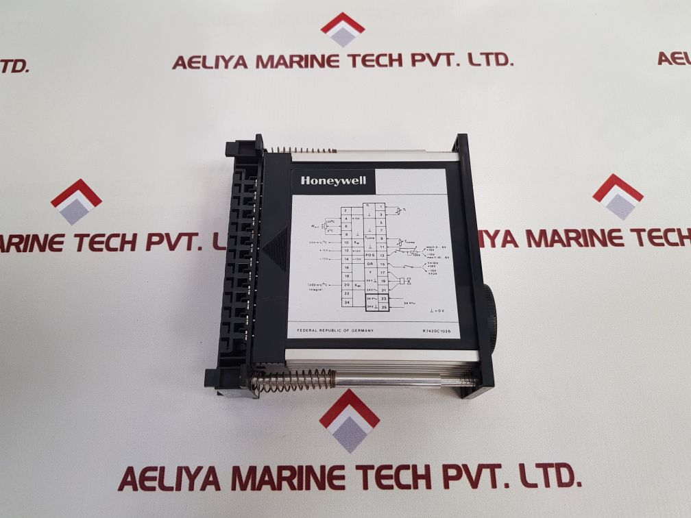 Honeywell Micronik 100 R7420C1026 Temperature Controller Module