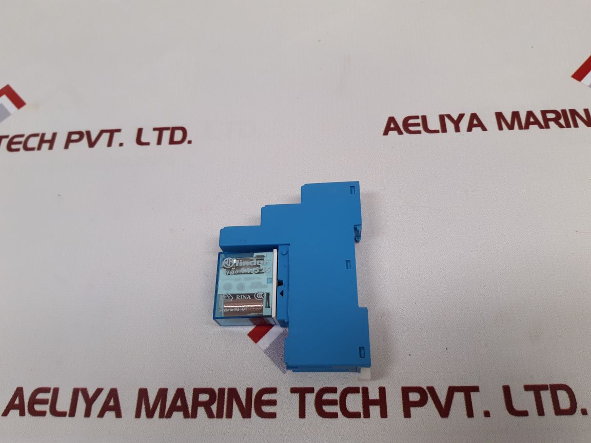 Finder 95.05 Socket Relay 44.52S