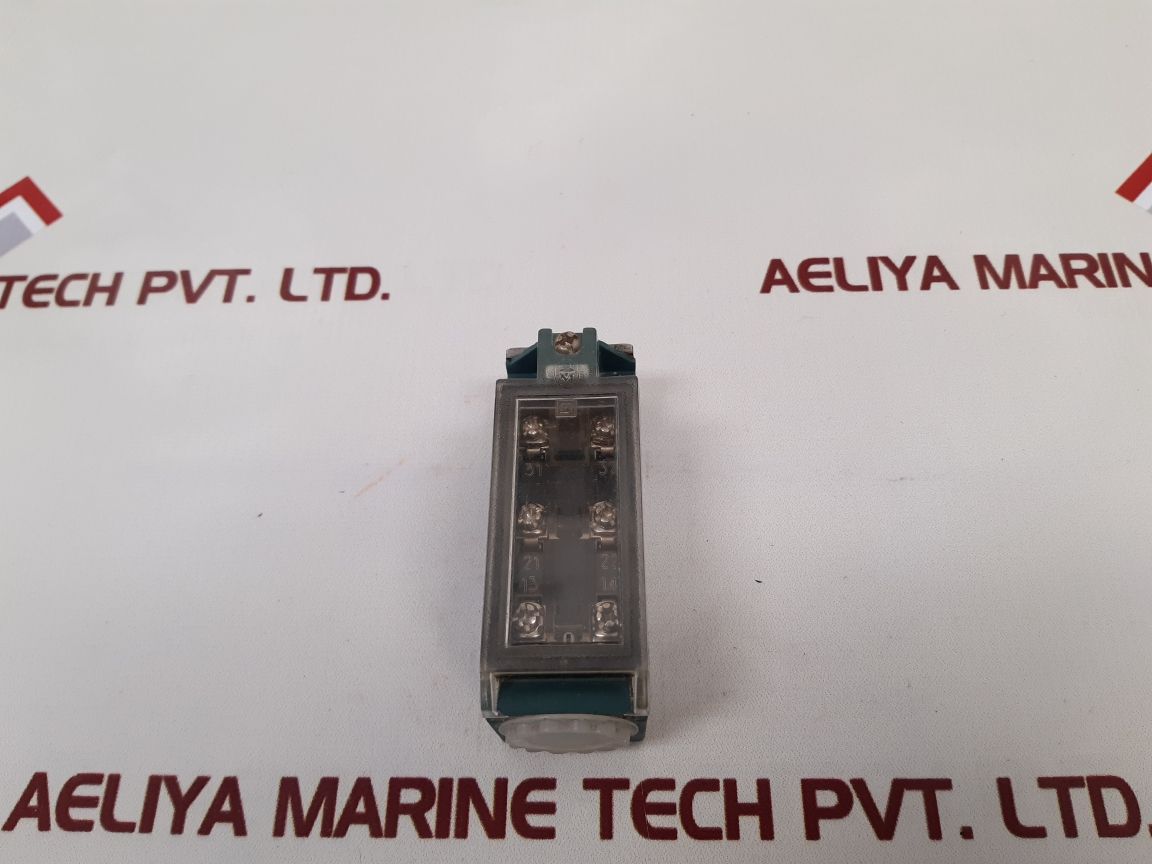 Klockner moeller at 12-7-i limit switch Used