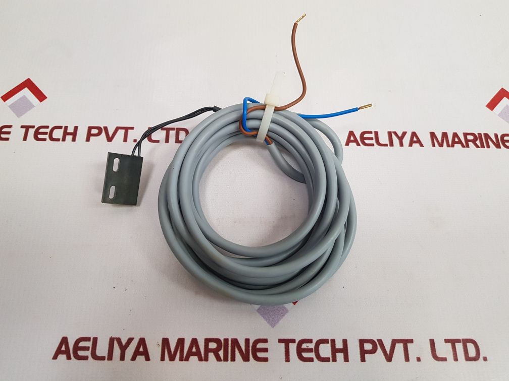 Hamlin 59145-010 Reed Switch