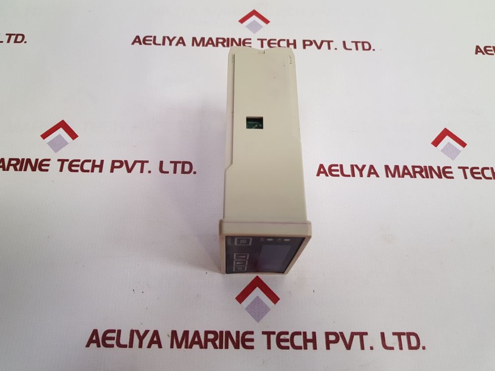 Chino Digital Indicator With Alarm 100-240Vac Used