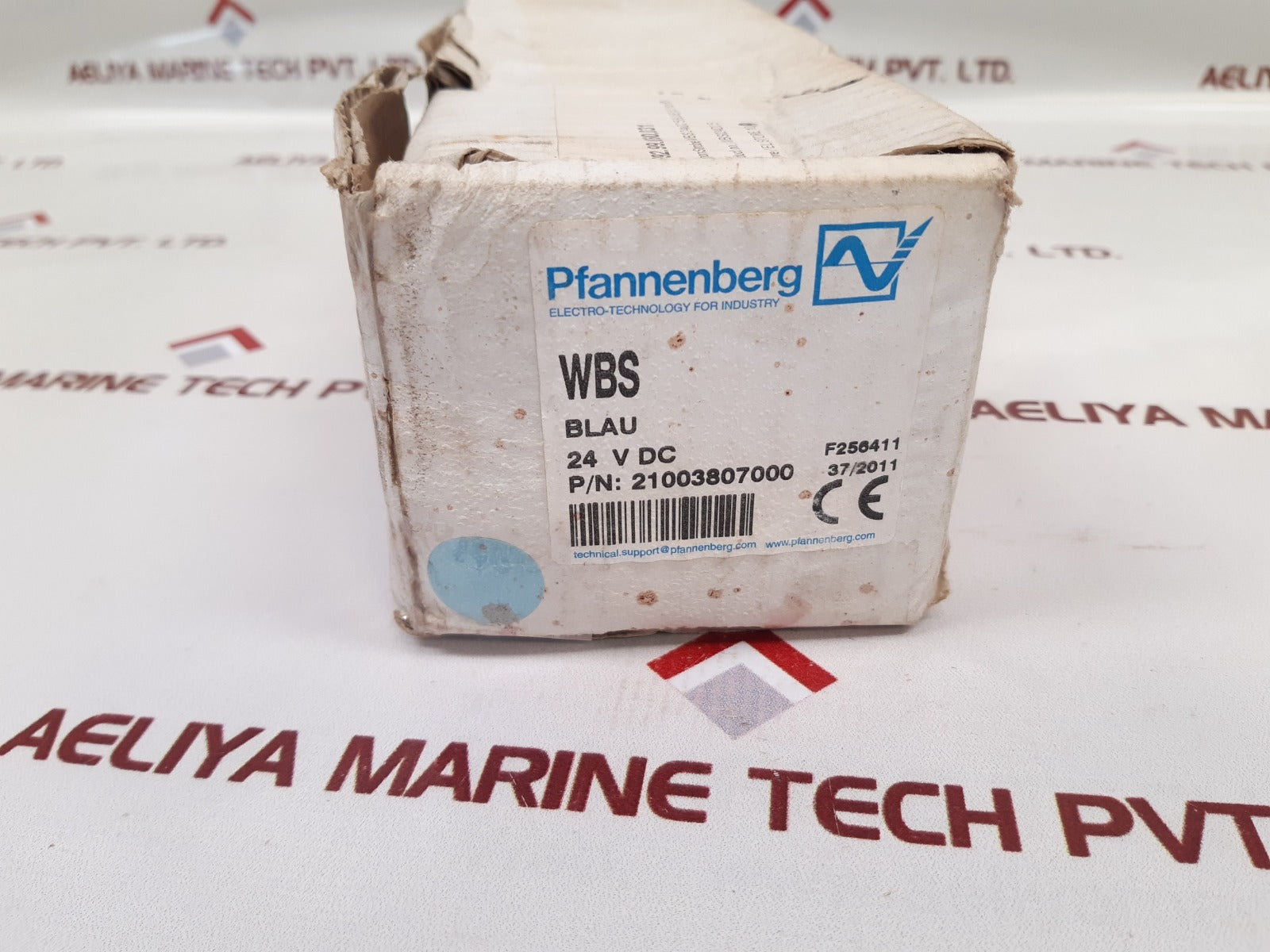 Pfannenberg 21003807000 Flashing Xenon Strobe Beacon