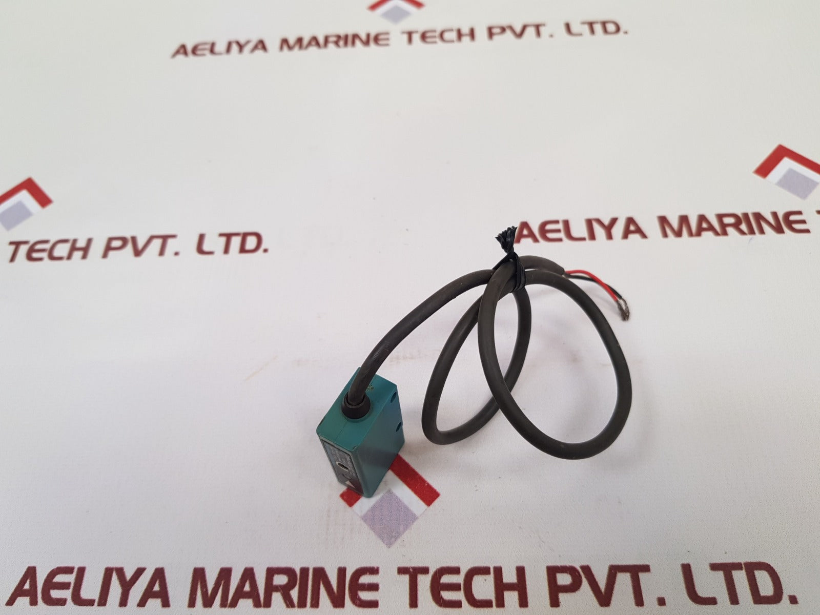 Yamatake-honeywell Fe7B-ta6Gr Photoelectric Switch