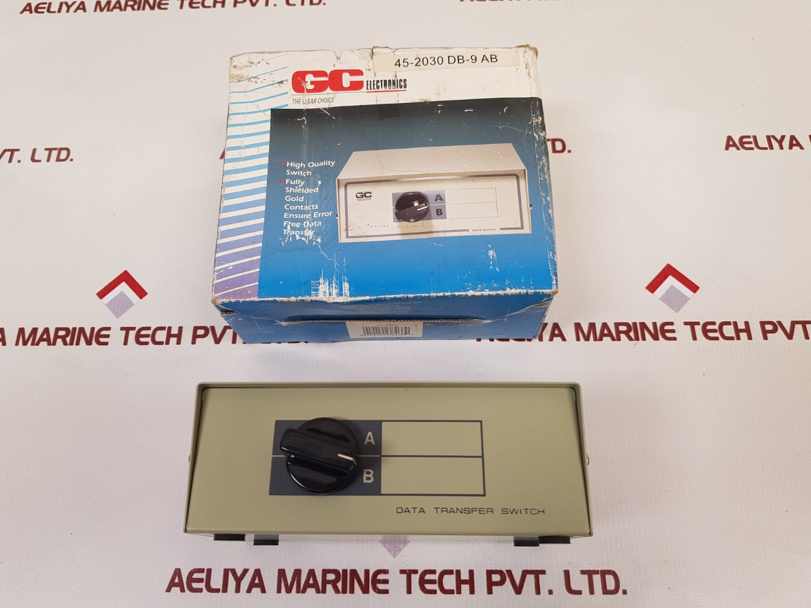 Gc Electronics 45-2030 Data Transfer Switch