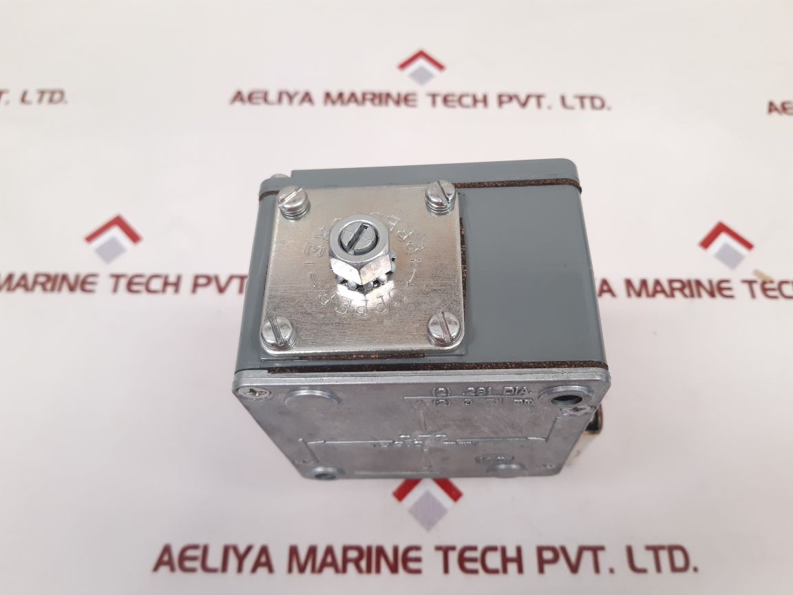 Allen-bradley 836T-t252J Bulletin 836T Pressure Control
