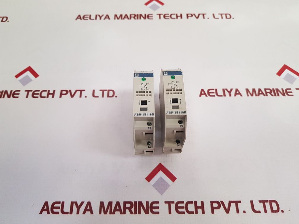 Telemecanique Abr-1S118B Relay Module