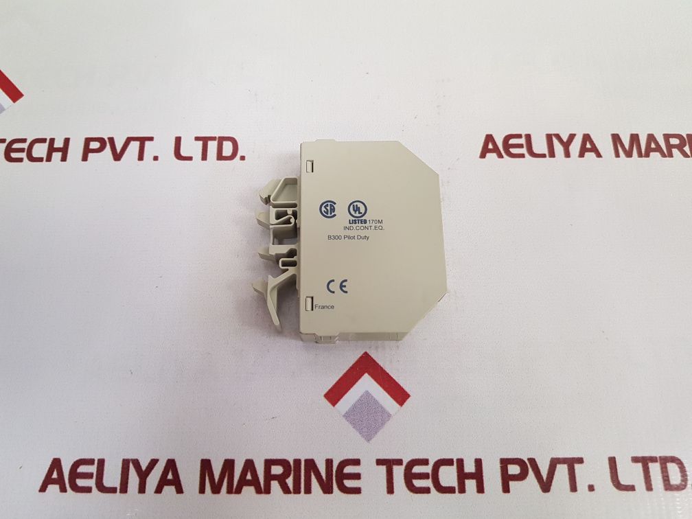 Telemecanique Abr-1S118B Relay Module