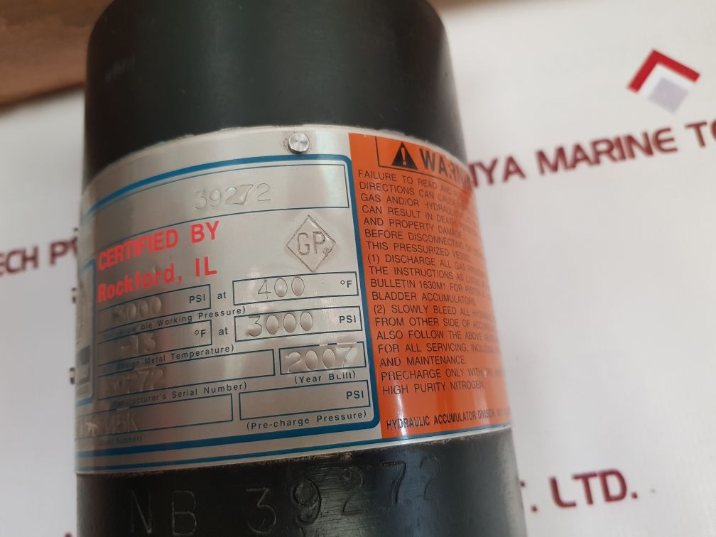 Parker A4L0116D345K Hydraulic Accumulator