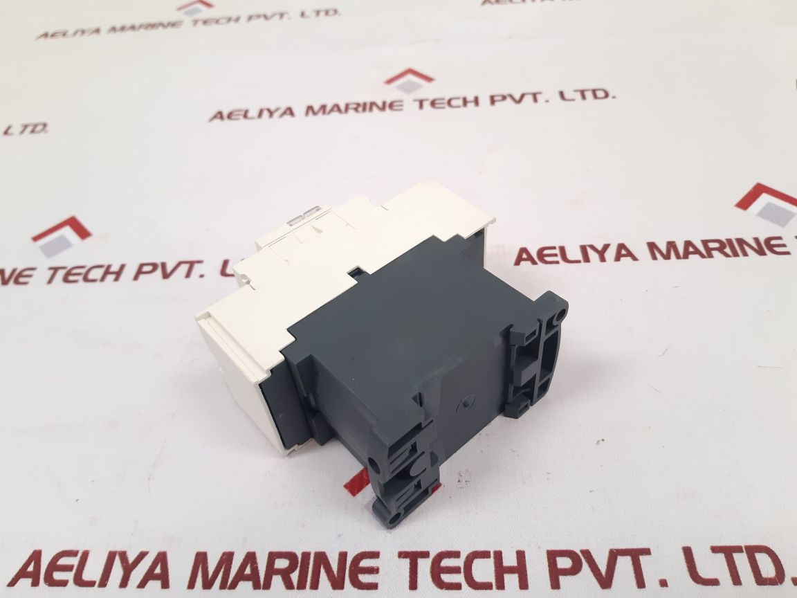 Schneider Electric/Telemecanique Cad 503Bd Control Relay