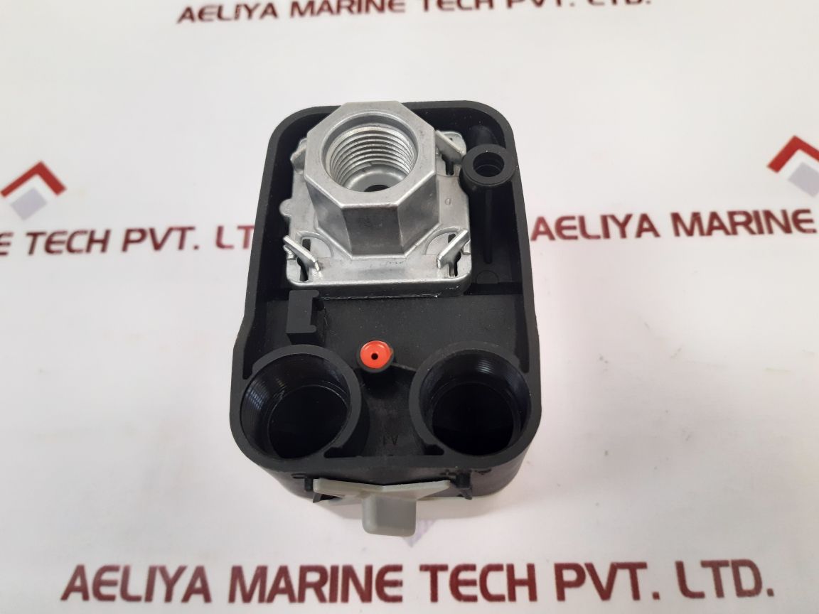 Danfoss Cs 6A Pressure Switch