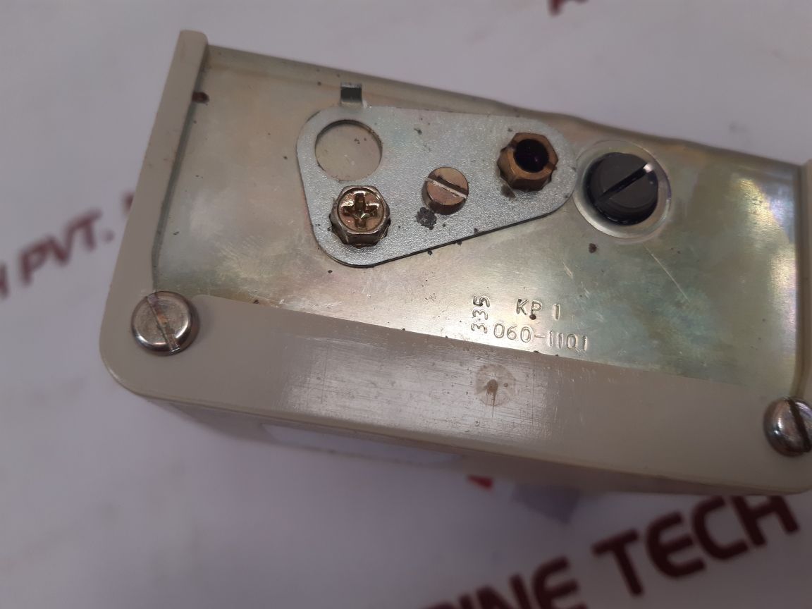 Danfoss 060-1101 Pressure Switch Kp 1