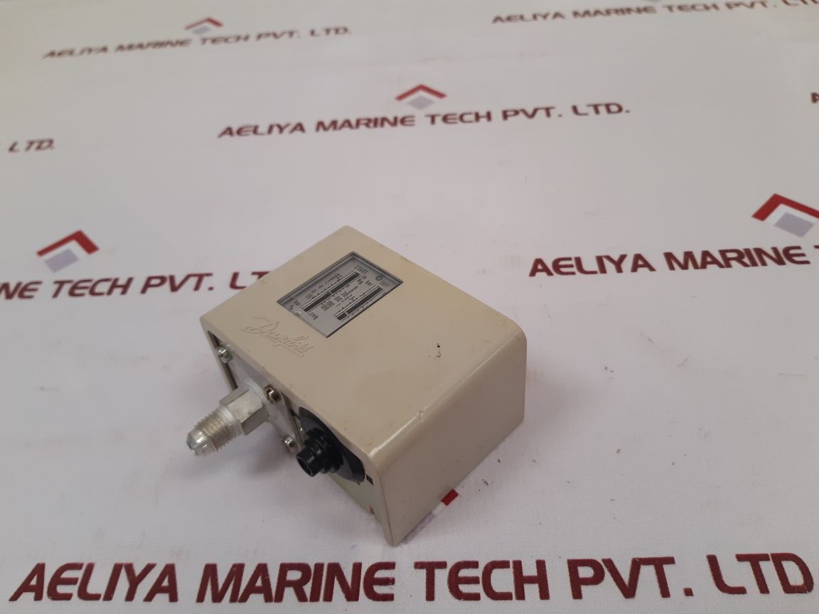 Danfoss 060-1101 Pressure Switch Kp 1