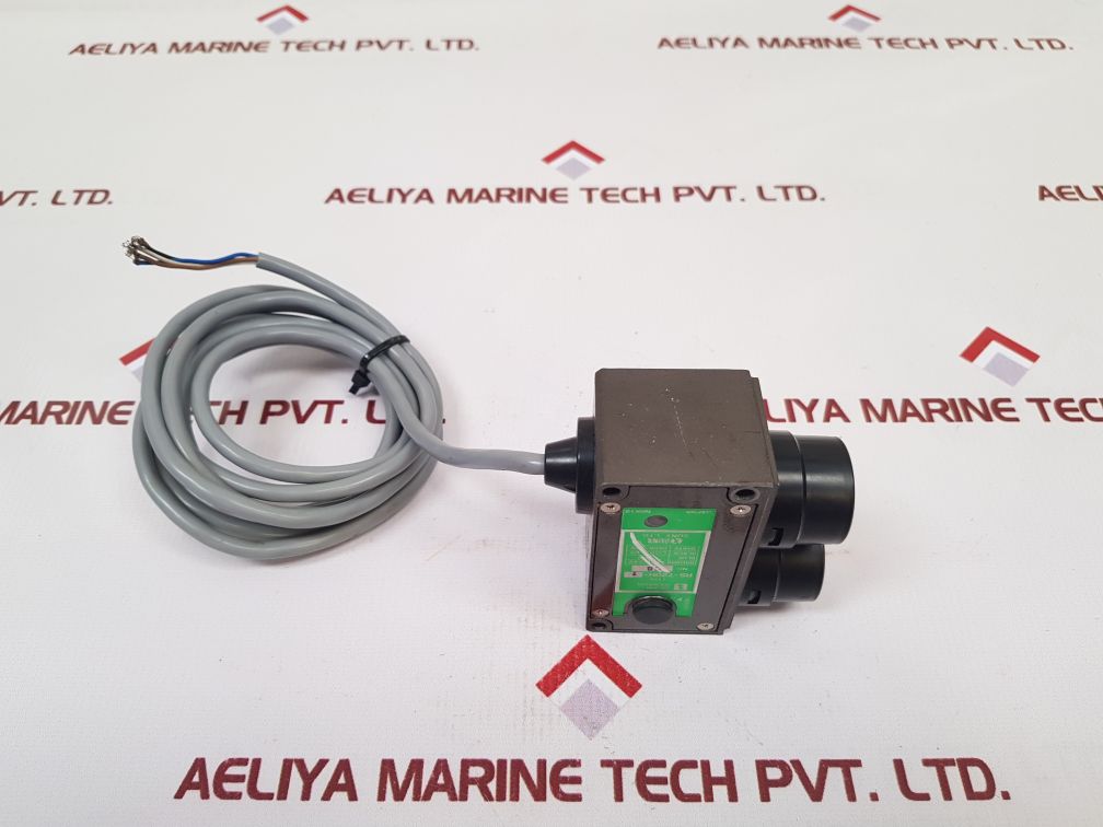 Sunx Rs-720H-1 Photoelectric Sensor