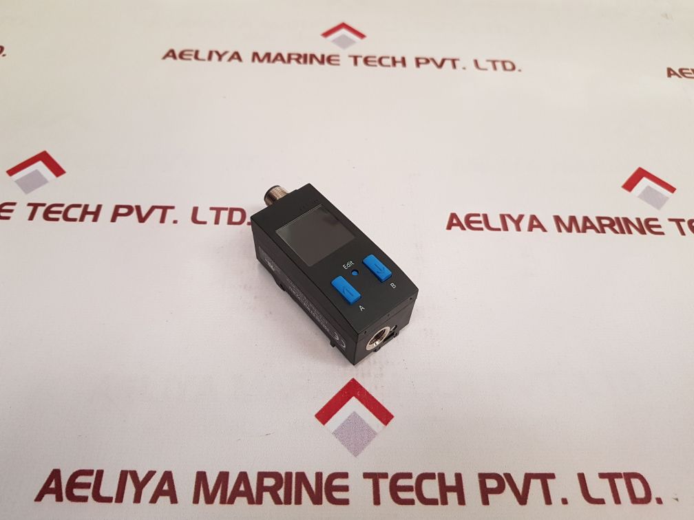 Festo Sde1-d6-g2-w18-l-p2-m12 Pressure Sensor