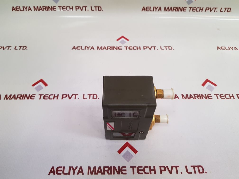 Saginomiya Dns-d306Q13 Pressure Control New