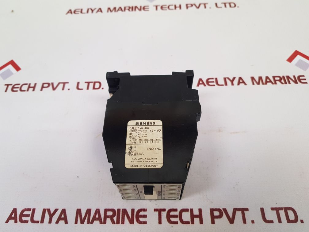 Siemens 3Th82 44-0A Auxiliary Contactor