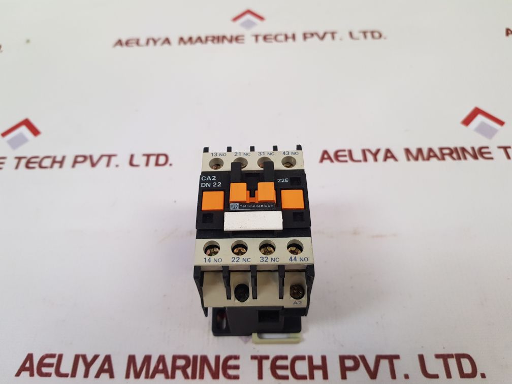 Telemecanique Ca2 Dn22N7 Control Relay
